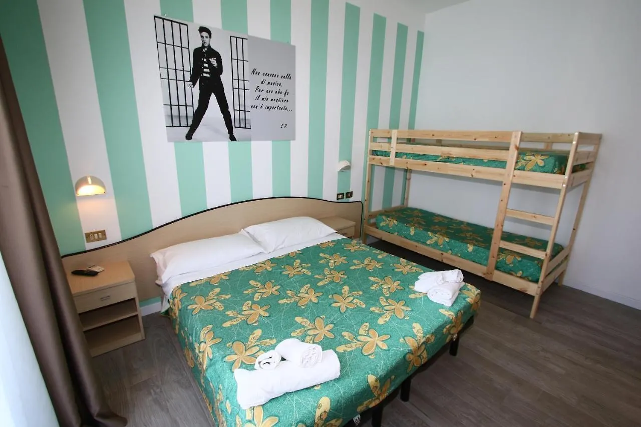 **  Beach Hotel Clerice Rimini Włochy