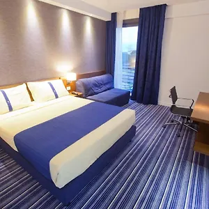 https://holiday-inn-express-rome-east.it-romehotels.com